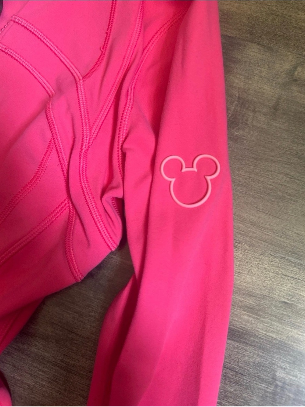 Lululemon Define Jacket Pink Disney Mickey Logo Size 2 Thumbholes - Picture 7 of 12